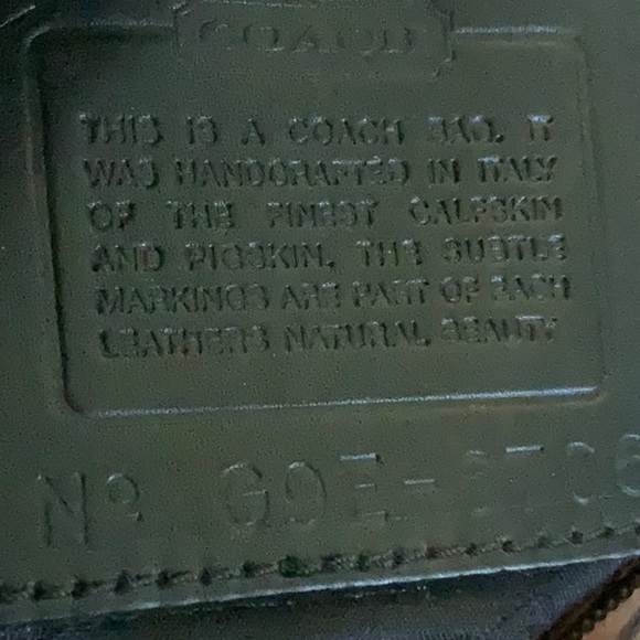 Coach small black leather tote bag. Appx 10L X 9.5 w 11 inch handle drop - Picture 7 of 7